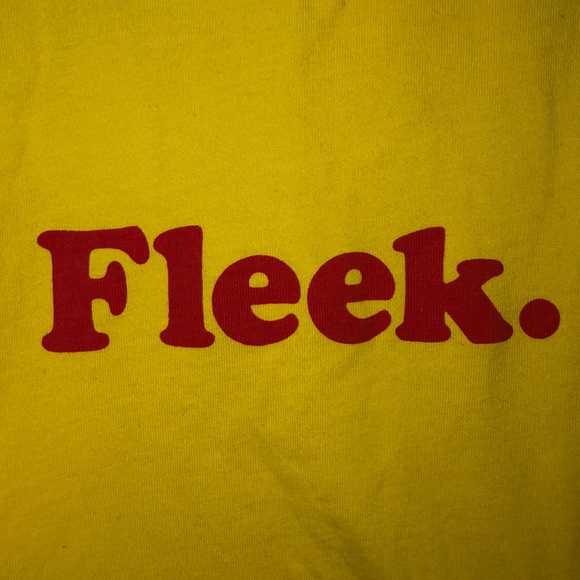 “Fleek” Crop Top - Picture 2 of 2